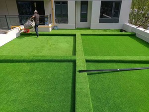 Tapis d'herbe artificielle, pelouse synthétique, tapis vert réaliste haute simulation pour jardin, patio, terrasse - Product Image 3