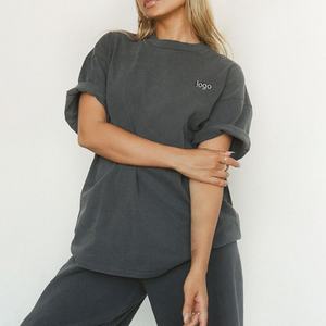 เสื้อยืดโอเวอร์ไซส์ผู้หญิง ผ้าคอตตอนเทอร์รี่ ทรงหลวม สกรีนโลโก้ได้ เป็นมิตรกับสิ่งแวดล้อม รุ่น Hotsummer - Product Image 1