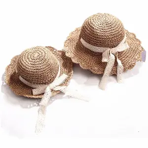 레이스 리본 활 어머니와 딸 일치하는 종이 밀짚 여름 모자 리조트 여행 비치 태양 그늘