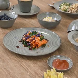 Assiettes en céramique texturée grises, <span class=keywords><strong>vaisselle</strong></span> polyvalente pour restaurant, service de salades, événements de restauration et présentation artistique des aliments - Product Image 6