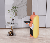Statue de serveur en résine grandeur nature Figurine de serveur de dessin animé servant de majordome pour la décoration de maison et de restaurant