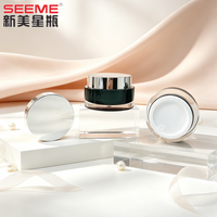 Pots en plastique acrylique de luxe 0,5 oz/1 oz avec couvercle à vis argenté pour usage cosmétique (crème contour des yeux et sérum de soin de la peau)