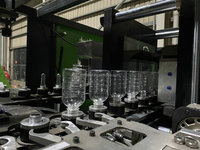 Máquina de Moldeo por Soplado y Estirado de Botellas de Plástico PET/PC, Totalmente Automática, de 3 Cavidades, con Bomba Controlada por PLC