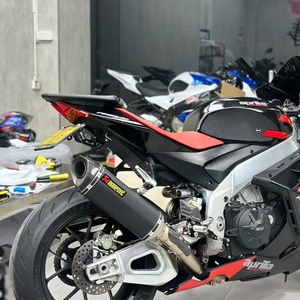 Moteur à quatre cylindres en V Apulia RSV4, essence, plusieurs modes de conduite, équipé d'un système de changement de vitesse rapide bidirectionnel - Product Image 4
