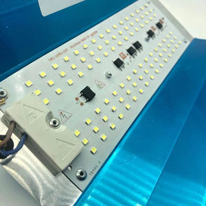 Projecteur led avec réflecteur photovoltaïque, lampe en iode-tungstène, projecteur <span class=keywords><strong>de</strong></span> <span class=keywords><strong>tunnel</strong></span>, objets <span class=keywords><strong>de</strong></span> construction, projecteur commercial, projecteur led - Product Image 2