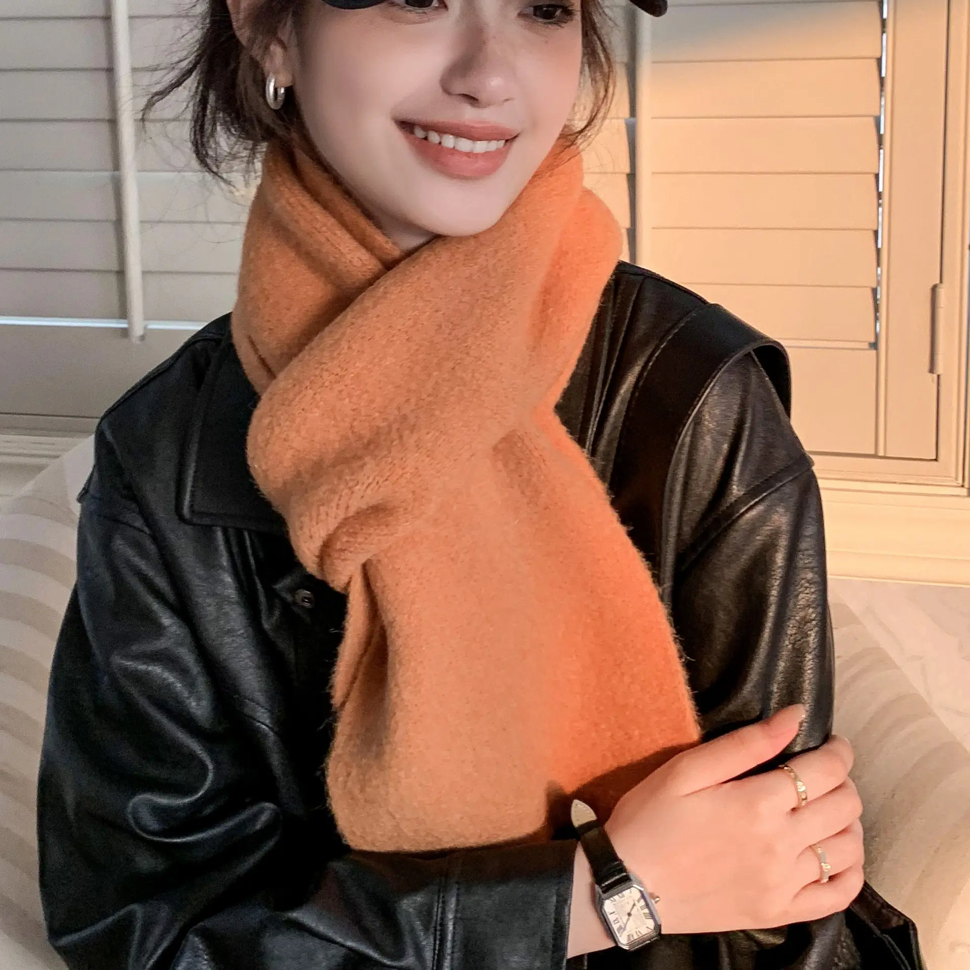 2023 नई कैंडी रंग स्कार्फ शरद ऋतु महिलाओं कोरियन शैली ठोस रंग बुना हुआ स्कार्फ