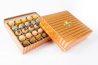 Boîte à collation rigide assortie imprimée personnalisée, plateau de séparation, emballage cadeau pour fruits secs, bonbons et friandises mélangées