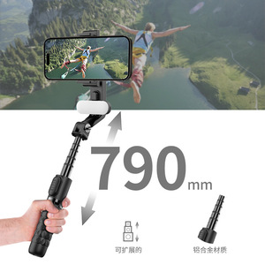 Estabilizador de cardán A6 con luz LED, trípode integrado y Bluetooth V5.0 para transmisión en vivo de video desde el teléfono. - Product Image 4