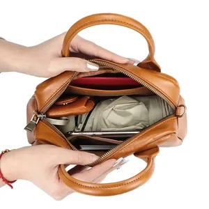 กระเป๋าถือ AndoBag สำหรับผู้หญิง หนังวัวแท้ สไตล์วินเทจ แฟชั่นเรียบง่าย กระเป๋าสะพายไหล่/สะพายข้าง กระเป๋าถือสำหรับเดินทาง รุ่น 1545 - Product Image 6