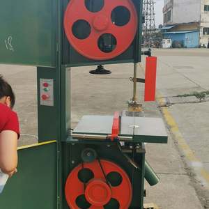 Scie à ruban verticale multifonctionnelle pour le bois – Équipement de coupe pour scieries et meubles - Product Image 5