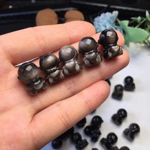 Figuras de Astronautas de Obsidiana Plateada Talladas en Cristal Miniatura a Precio Económico al por Mayor para Regalo - Product Image 1