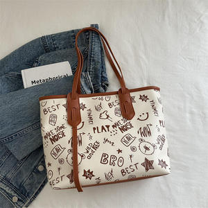 Ladies' <b>handbag</b> with fashionable printed design, women's shoulder bag, tote bag - Product Image 5