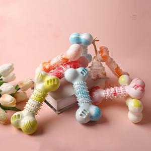 Jouet à mâcher en TPR en forme d'os, sûr et durable, pour le nettoyage dentaire des chiots, des Pitbulls et des chiens qui mâchent intensément - Product Image 1
