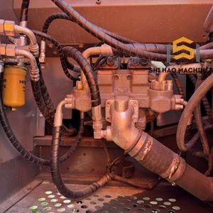 Excavadora de cadenas usada HITACHI ZX240 de 24 toneladas, como nueva, para excavaciones pesadas y proyectos de construcción - Product Image 4