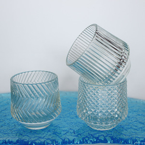 Porte-bougie en <span class=keywords><strong>verre</strong></span> <span class=keywords><strong>transparent</strong></span> de luxe à la vente chaude pour la maison et les fêtes Porte-bougie en <span class=keywords><strong>verre</strong></span> <span class=keywords><strong>transparent</strong></span> pour bougie chauffe-plat - Product Image 4