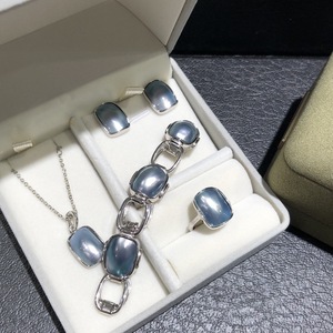 Ensemble de bijoux élégants classiques en perles d'eau douce plaqué argent 4 pièces : collier, bracelet, boucles d'oreilles, bague, bijoux fins pour femmes, cadeau - Product Image 1
