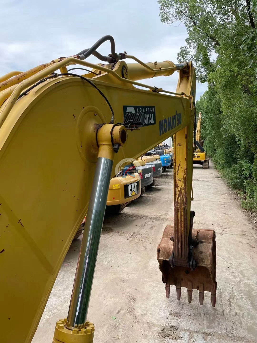 Escavadeira de Esteira Usada Komatsu de 30 Toneladas, Retroescavadeira  Usada, Equipamento Pesado Hidráulico Komatsu PC300| Alibaba.com, image size:1080x1440