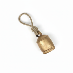 Cencerro colgante de Metal de latón para decoración de granja, Campana decorativa dorada Vintage hecha a mano para manualidades y decoración del hogar - Product Image 1