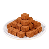 Vente en gros d'usine, chocolat noir personnalisé OEM, saveur lait et fraise, carrés de chocolat