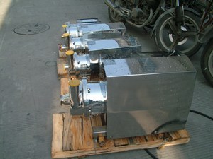 BOSP из нержавеющей стали SS304 SS316L санитарный самовсасывающий центробежный насос для молока и пива - Product Image 6