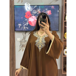 ชุดอาบายะห์ปักลายสีน้ำตาลสำหรับผู้หญิง แขนยาว ความยาวคลุมเท้า สไตล์เรียบร้อย ไซส์พลัส ใส่ได้ทุกวัน ทรงหลวม - Product Image 2