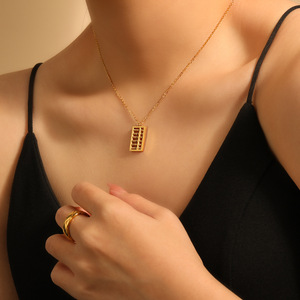 Collar con Colgante de <span class=keywords><strong>Ábaco</strong></span> de Acero Inoxidable Chapado en Oro de 18K Dina, Cadena de Eslabones Moderna y Simbólica, Joyería Hipoalergénica, Regalo para Mujer - Product Image 3