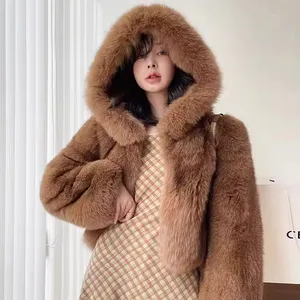 Giacca corta in vera pelliccia di volpe con cappuccio da donna pelliccia invernale da donna indumento in vera pelliccia