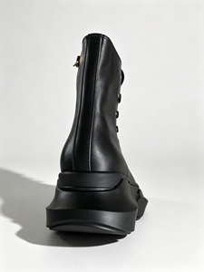 Bottes hautes en cuir noir gothique à semelle combinée, chaussures de mode streetwear - Product Image 3