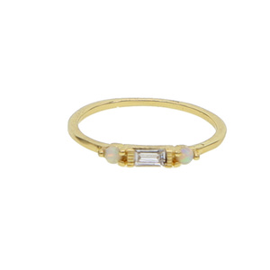 Anillo Delicado de Plata de Ley 925 con Tres Piedras Chapadas en Oro, Diseño Minimalista y Clásico para Mujer - Product Image 2