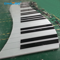 Piano de sol géant interactif portable IP67 à capteur extérieur, couleurs RGB changeantes, avec LED sonores et dalles lumineuses