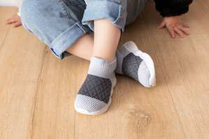 <span class=keywords><strong>Scarpe</strong></span> per <span class=keywords><strong>Primi</strong></span> <span class=keywords><strong>Passi</strong></span> per Bambini, Suola Comoda e Flessibile, Soletta Ammortizzante, Stile Unisex per Uso Quotidiano - Product Image 5