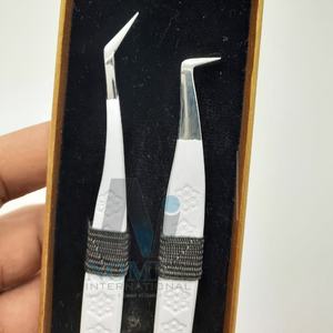 Pince à épiler d'extension de cils en acier inoxydable durable boîte de carte d'étiquette personnalisée avec soins personnels à pointe pointue Sier blanc - Product Image 2