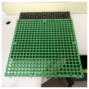 Cellule de drainage en PP pour <span class=keywords><strong>béton</strong></span>, certifiée CE, conforme ASTM, 50x50cm, en plastique, pour la collecte des <span class=keywords><strong>eaux</strong></span> de pluie dans les jardins, parcs, sous-sols et toitures modernes - Product Image 3