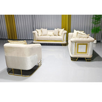 Ensemble de canapés sectionnels capitonnés de luxe pour salon, hôtel, atelier, tissu en velours, design moderne, accents dorés, acier inoxydable de haute qualité