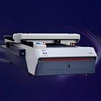 Mesin Pemotong Laser Serat Gabungan Auto Focus, Pemotong CNC Tugas Berat dengan Motor & Mesin untuk Pemotongan Lembaran dan Pipa Multifungsi