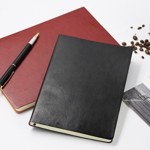Venta al por mayor de fábrica, cuadernos de diario de papelería de tapa dura A5 de negocios personalizados con logotipo en relieve, diario de piel sintética suave B5 - Product Image 2