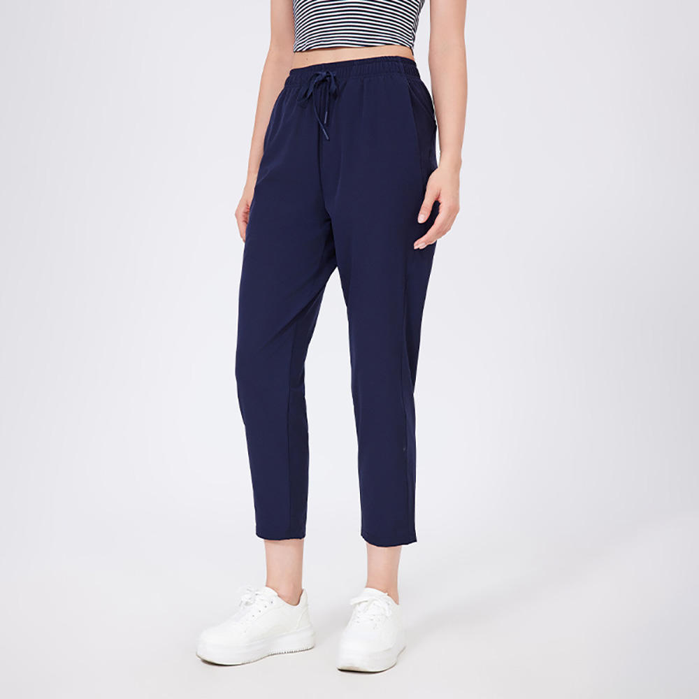 สีน้ำเงิน