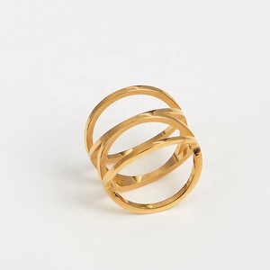 Anello da donna in <span class=keywords><strong>acciaio</strong></span> inossidabile <span class=keywords><strong>chirurgico</strong></span> 316l su misura in oro 18 carati con doppio anello a croce - Product Image 5