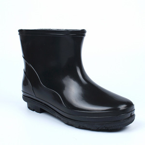 Botas de lluvia para hombre, negras, gruesas, de tacón bajo, antideslizantes, resistentes al desgaste y al aceite, para minería y trabajo en el jardín. - Product Image 4