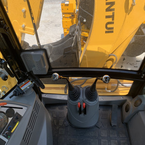 China Factory <b>Small</b> Mini Tractor 3.5 Ton 1m3 110HP Multi-Function Digger Excavator Wheel Backhoe Loader Price with Towable - Product Image 2