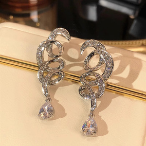 Orecchini Pendenti a Goccia con Linee Geometriche per Donne, Orecchini Scintillanti per Uso Quotidiano e Feste, Gioielli alla Moda - Product Image 6