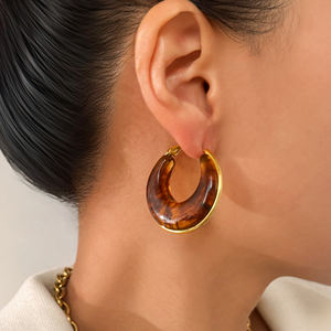 NUEVOS ARETES DE <span class=keywords><strong>ARO</strong></span> EN FORMA DE C, ESTILO BOHO ÚNICO, COLOR MARRÓN ROJO <span class=keywords><strong>BARCELONA</strong></span>, Dazan, Chapados en Oro de 18k, Acero Inoxidable Hipoalergénico, Joyería para Mujer - Product Image 5