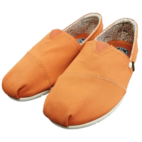 Sepatu Sneaker Kasual Kanvas Custom Pabrik Grosir Model Slip On Oranye Espadrilles Pria