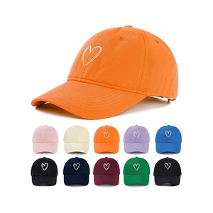 Casquette de baseball extérieure en coton Offre Spéciale avec broderie en forme de coeur Casquettes de protection solaire de sport personnalisées pour le printemps et l'été - Product Image 6