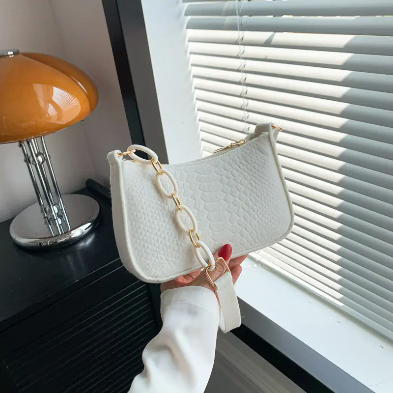 Foreign style simple felt large capacity leisure fashion solid color hand underarm bag