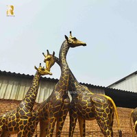Décoration de jardin d'extérieur au design personnalisé Statues de girafe en bronze moulé grandeur nature Sculpture à vendre