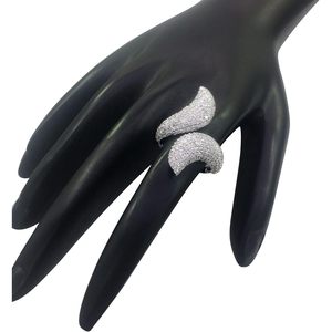 Anillo de diamantes Jewelspaark de 2,34 quilates de peso total, corte redondo, color blanco natural, talla 6,5 para mujer - Product Image 3