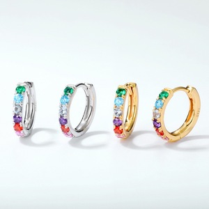 Boucles d'oreilles huggie en argent 925, bijou blanc en zircon, pavé arc-en-ciel, nouvelle collection - Product Image 4