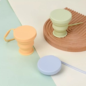Gobelet pliable de haute qualité, en silicone de qualité alimentaire, léger, portable et pratique pour les voyages et l'usage quotidien - Product Image 2