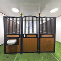 Équipement d'écurie portable de luxe pour chevaux en Australie, box de boxage en métal et bambou durable, pour fermes d'élevage de chevaux haut de gamme, à bas prix